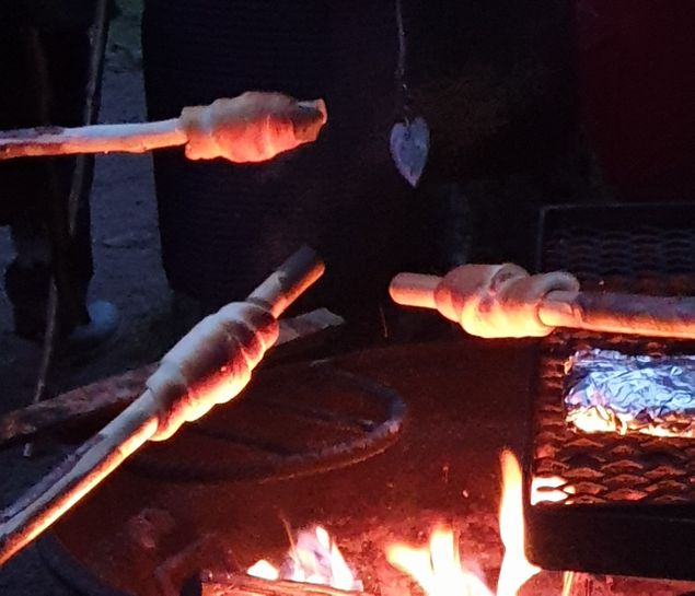 Ensimmäinen Nouse Naiseuteen retriitti oli meille ohjaajillekin voimauttava kokemus. Leijuimme monta viikkoa ilosta osallistujien tavoin. Uusia on tulossa, kunhan korona hellittää!